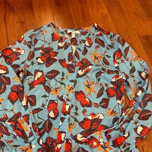 Long sleeve flower blouse